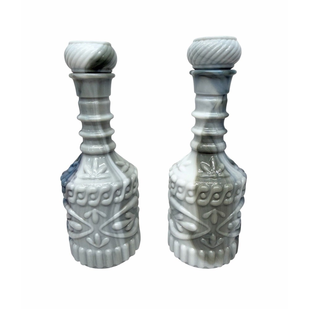 2 Vintage Jim Beam Slag Glass Decanter 1972 Marble Swirl Color Pattern